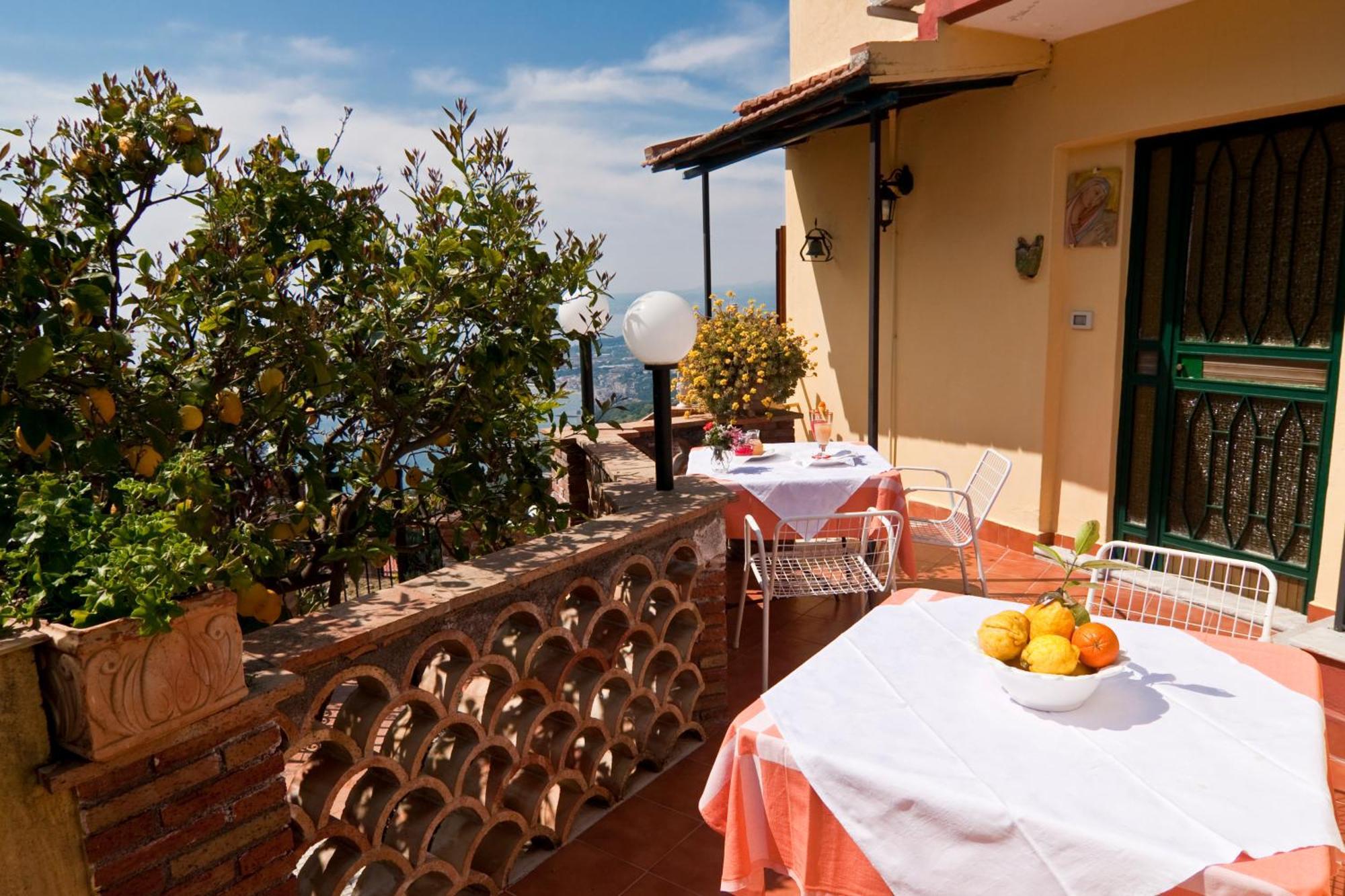 B&B U Palmentu Taormina Eksteriør bilde