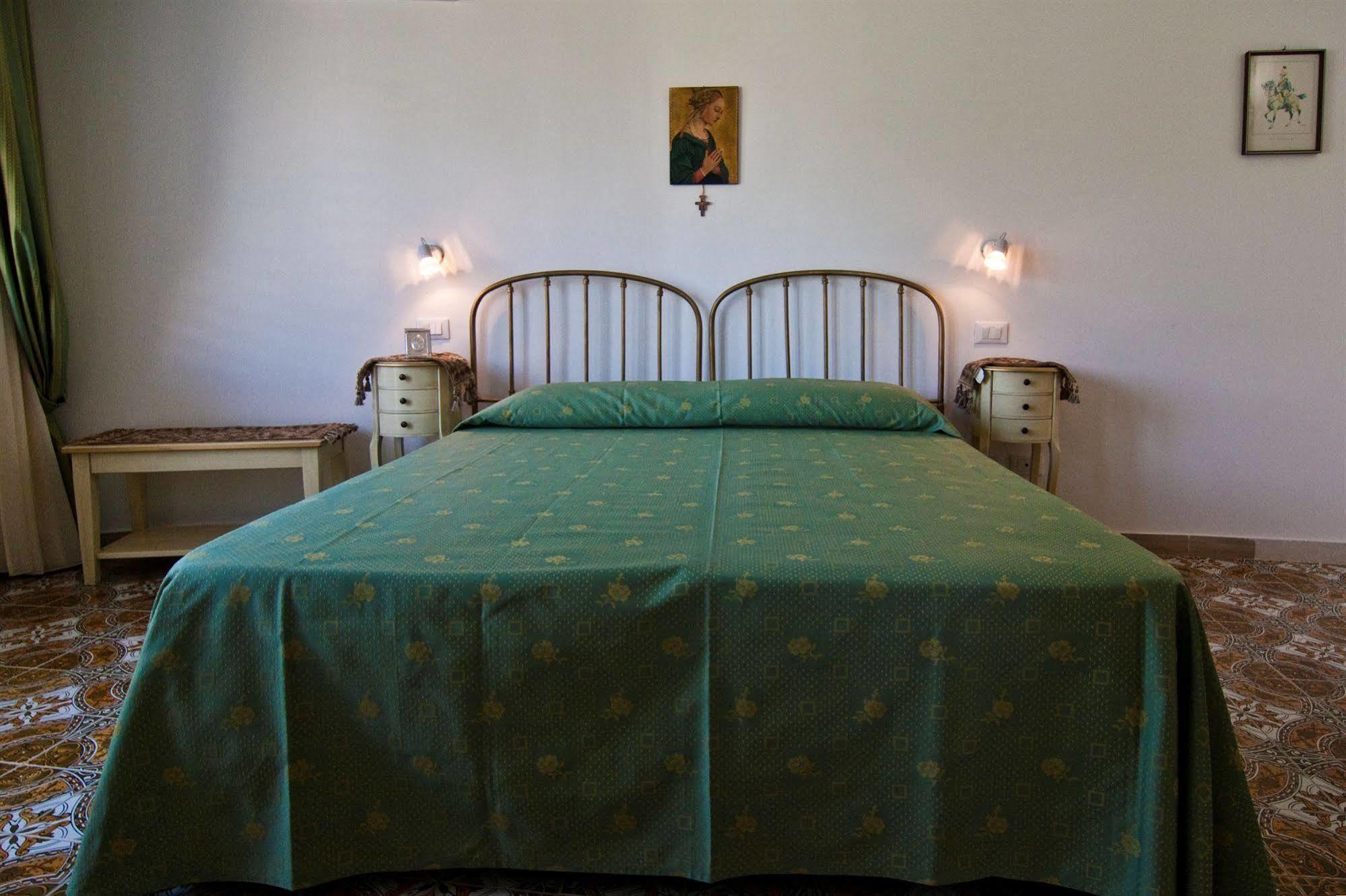 B&B U Palmentu Taormina Eksteriør bilde